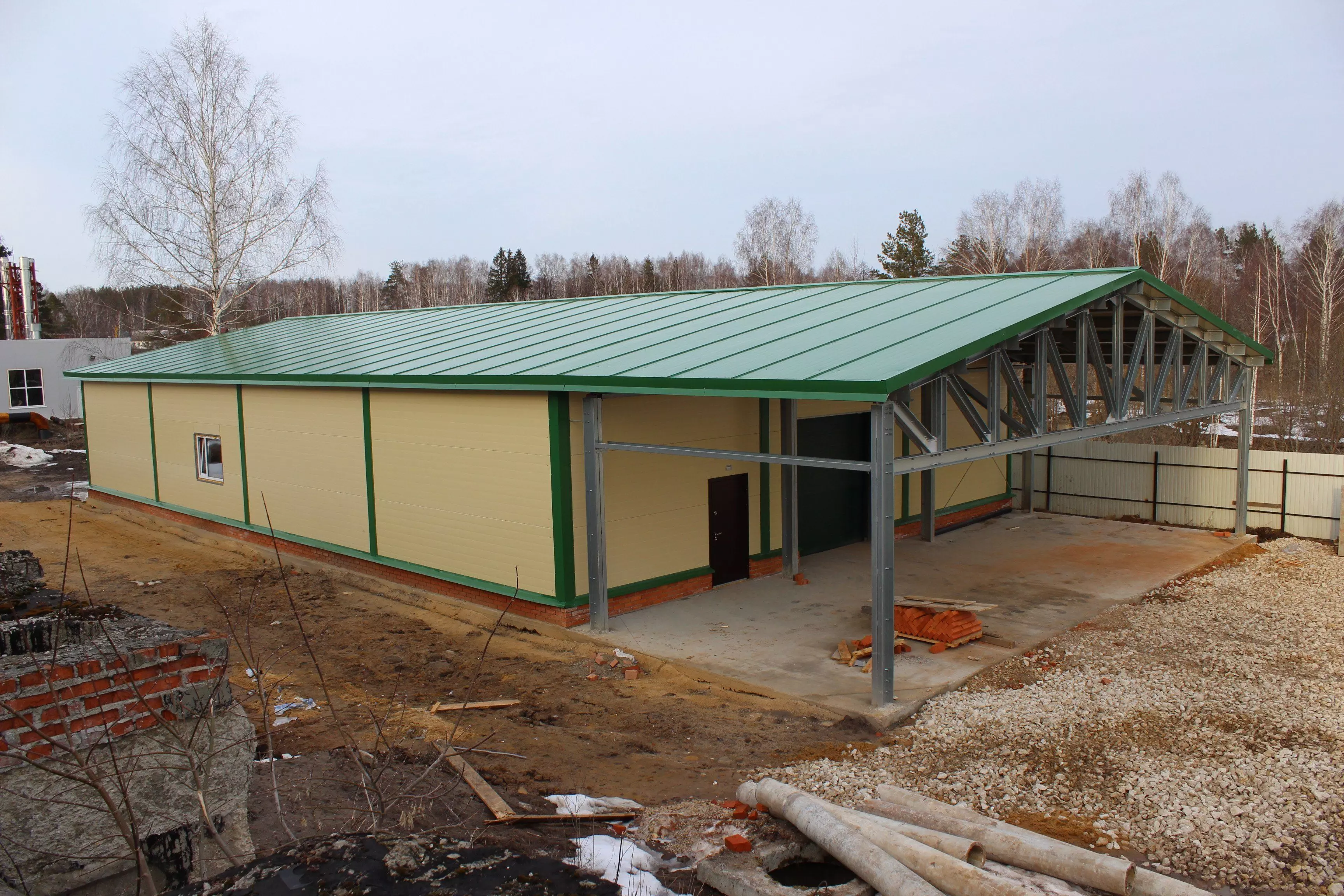 79. Prefabricated mini factory of road tiles 15 x 30 x4 in Sarov, Russia