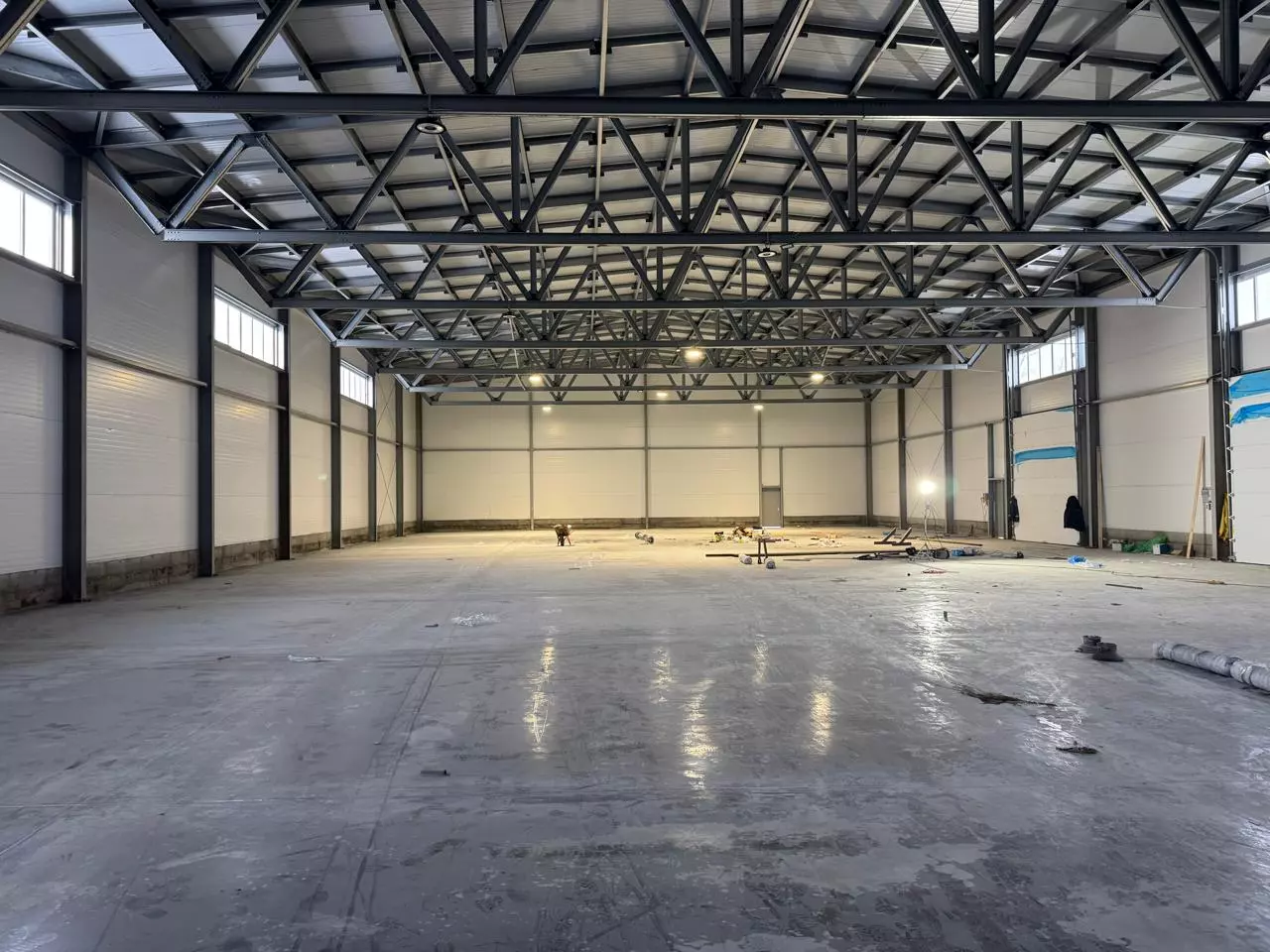 The PK Vesta plant announces the order of a prefabricated warehouse 24W x 60L x 6H for the storage of products for the protection of various Russian facilities in Moscow, Russia